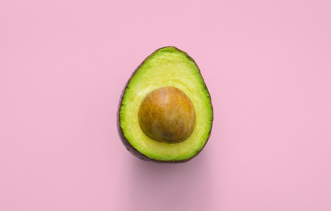 Чем полезно масло авокадо для лица и тела, и как его использовать?