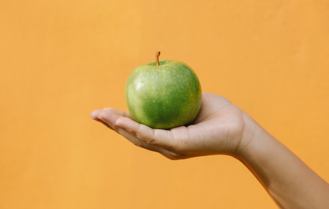 Чем полезны яблоки для организма человека и какие лучше