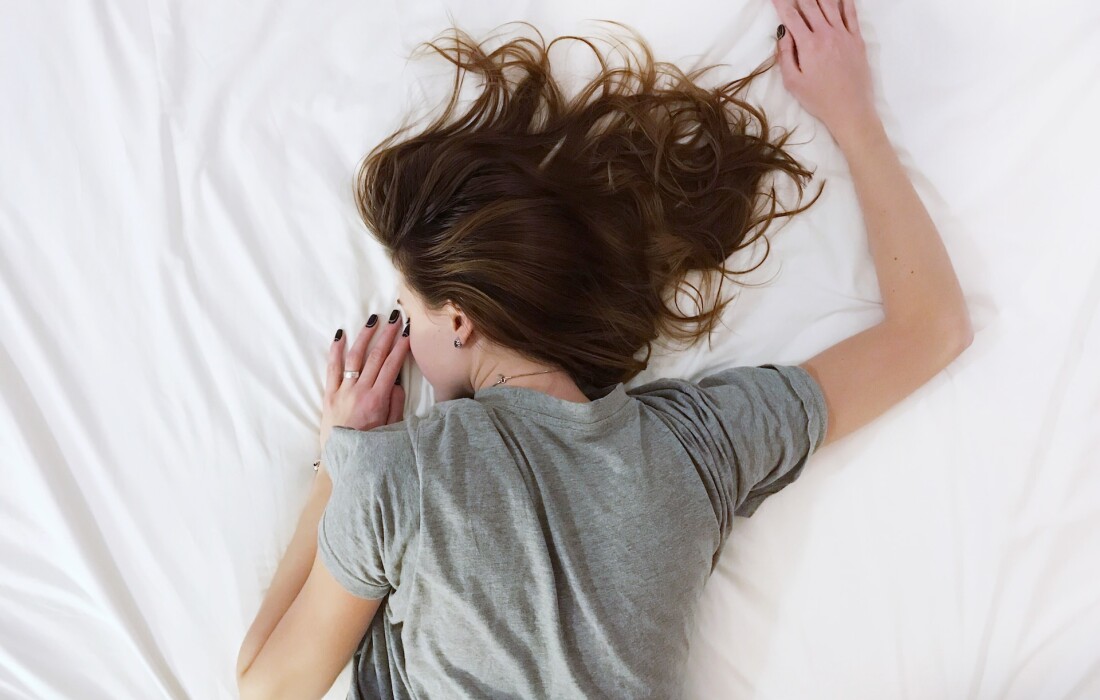 5 причин высушить волосы перед сном