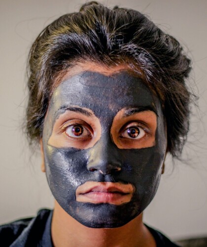 Лучшая маска-пилинг для лица: как приготовить дома?