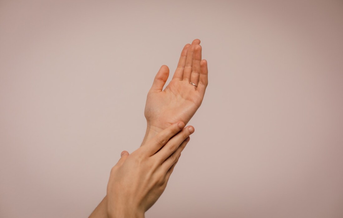 Пилинг для кожи рук своими руками – 10 домашних бьюти-рецептов