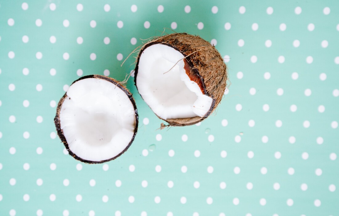 Применение кокосового масла для лица в домашних условиях