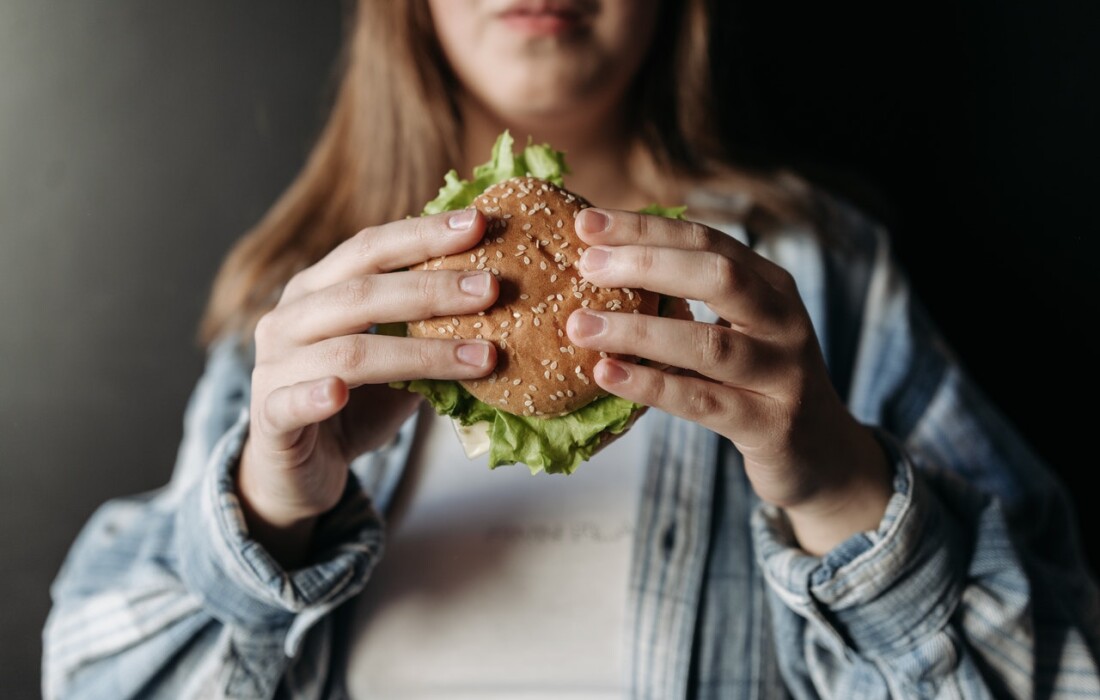 Пищевая зависимость и её лечение – как преодолеть тягу к еде
