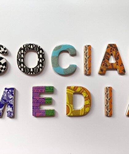 Влияние социальных сетей на отношения: плюсы и минусы онлайн-общения