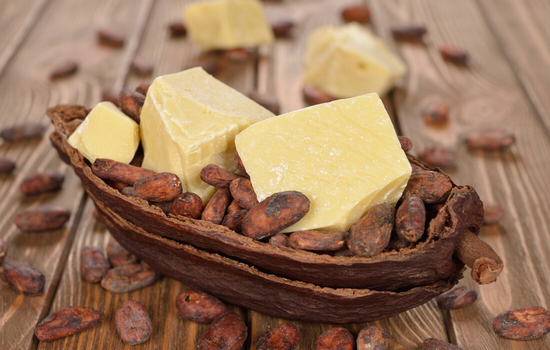 Масло какао для лица и тела: применение в повседневном уходе чудо-продукта