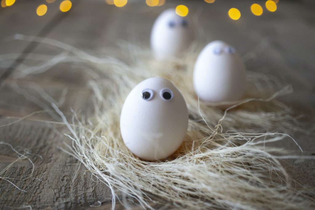 яйца с глазками