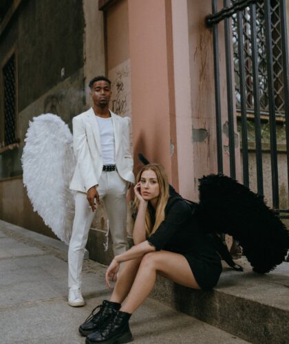 девушка и парень ангелы