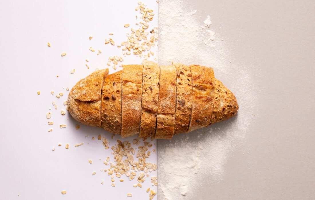 нарезанный хлеб