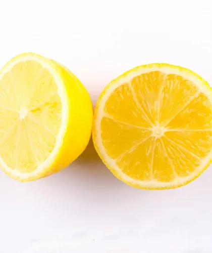 половинки лимона