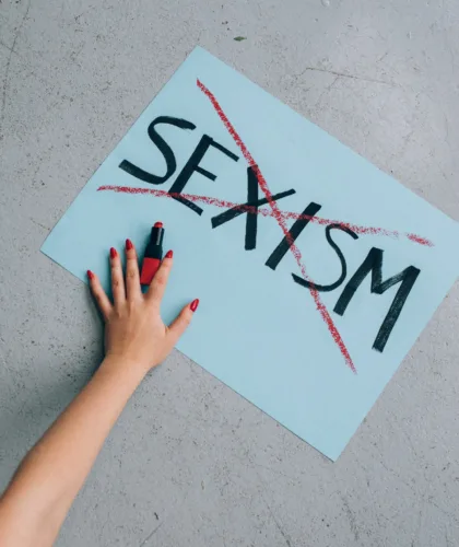 перечеркнутый сексизм